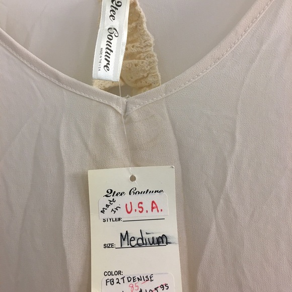 2tee Couture Blouse - Picture 3 of 4